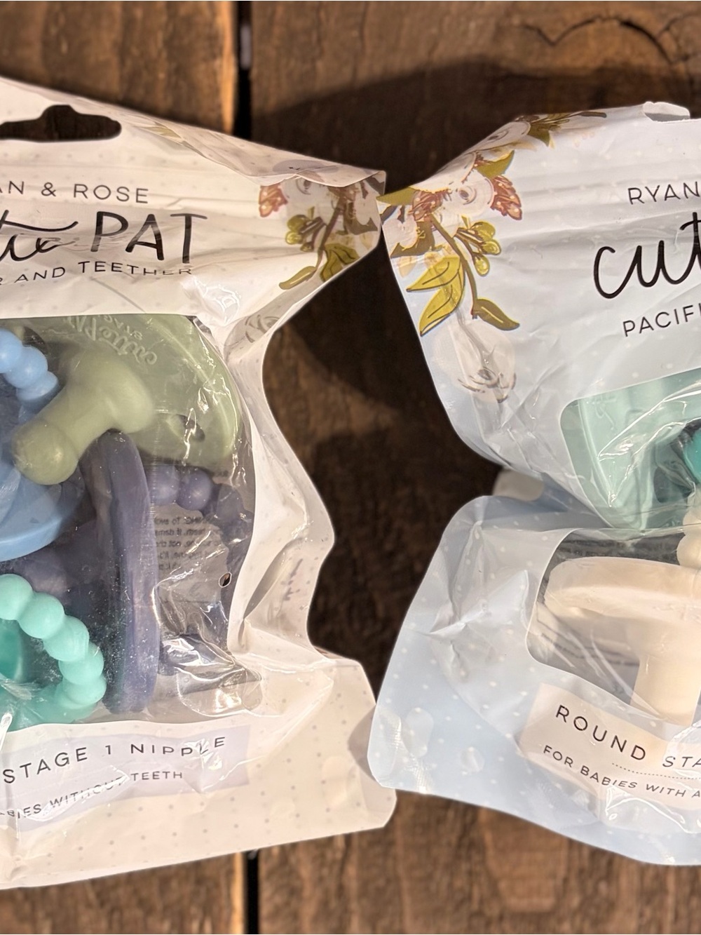 BNIB Bundle Ryan + Rose CutiePat Pacifier/Teether Size 1 and 2